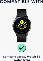 kwmobile Uilen horloge standaard geschikt voor Samsung Galaxy Watch 5 / Watch 5 Pro Laadstation - Oplaad houder - Schattige siliconen houder - donkergroen