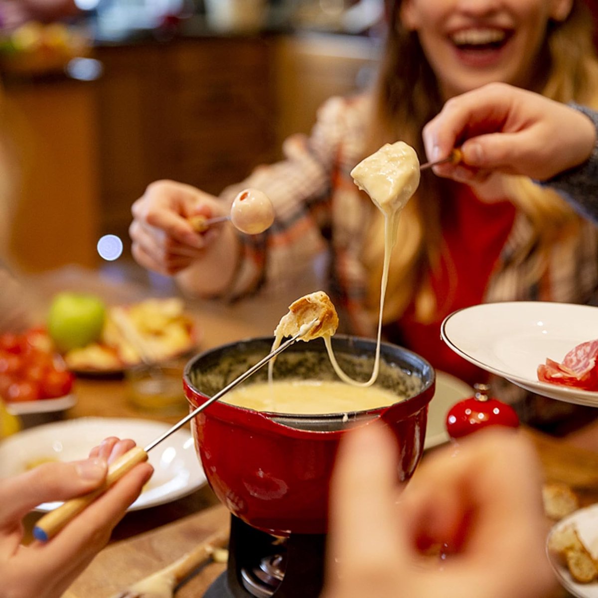 Bondoo Fonduevorken - Set van 12 - Houten Handgrepen met kleur - 24 cm - hittebestendig voor chocoladefontein kaasfondue gebraden marshmallows fruit - fondue chocolade - fonduevorken set - fondue prikkers - fonduevorkjes - fondue accessoires - Hout – foto 7