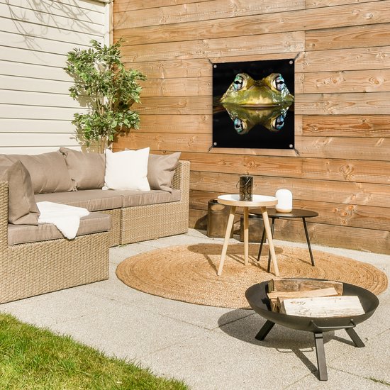 Tuinposter 50x50 cm - Tuindecoratie Kikker - Ogen - Portret - Poster voor in de tuin - Buiten decoratie - Schutting tuinschilderij - Tuindoek muurdecoratie - Wanddecoratie balkondoek