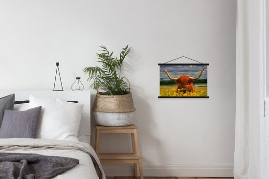 Posterhanger incl. Poster 60x40 cm - Schoolplaat - Schotse Hooglander - Dieren - Bloemen - Textielposter - Zwarte latten
