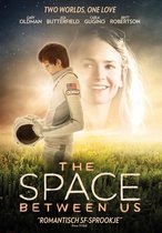 Space Between Us (DVD)