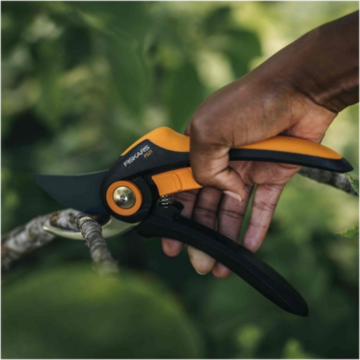 Fiskars Cisaille - Sécateur - Cisaille de jardin bypass - P521 - 24mm