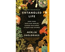 Omslag van Entangled Life