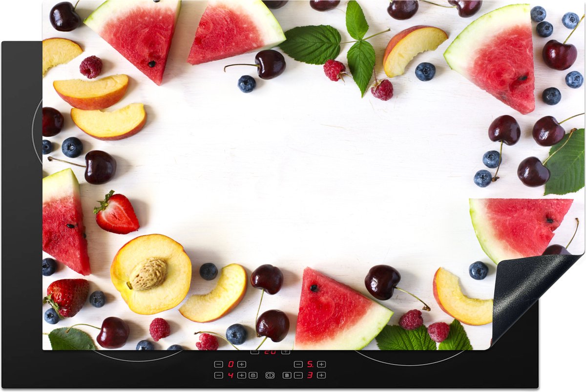 KitchenYeah® Inductie beschermer 81.6x52.7 cm - Patroon - Groente - Fruit - Kookplaataccessoires - Afdekplaat voor kookplaat - Inductiebeschermer - Inductiemat - Inductieplaat mat