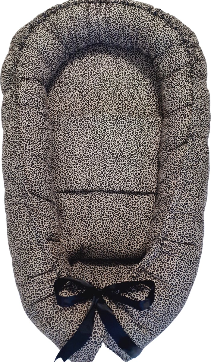 Bij Mij Creations Babynestje – Leopard Print – Handgemaakt – Zachte Stof