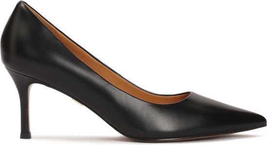 Black smooth leather pumps with a low heel