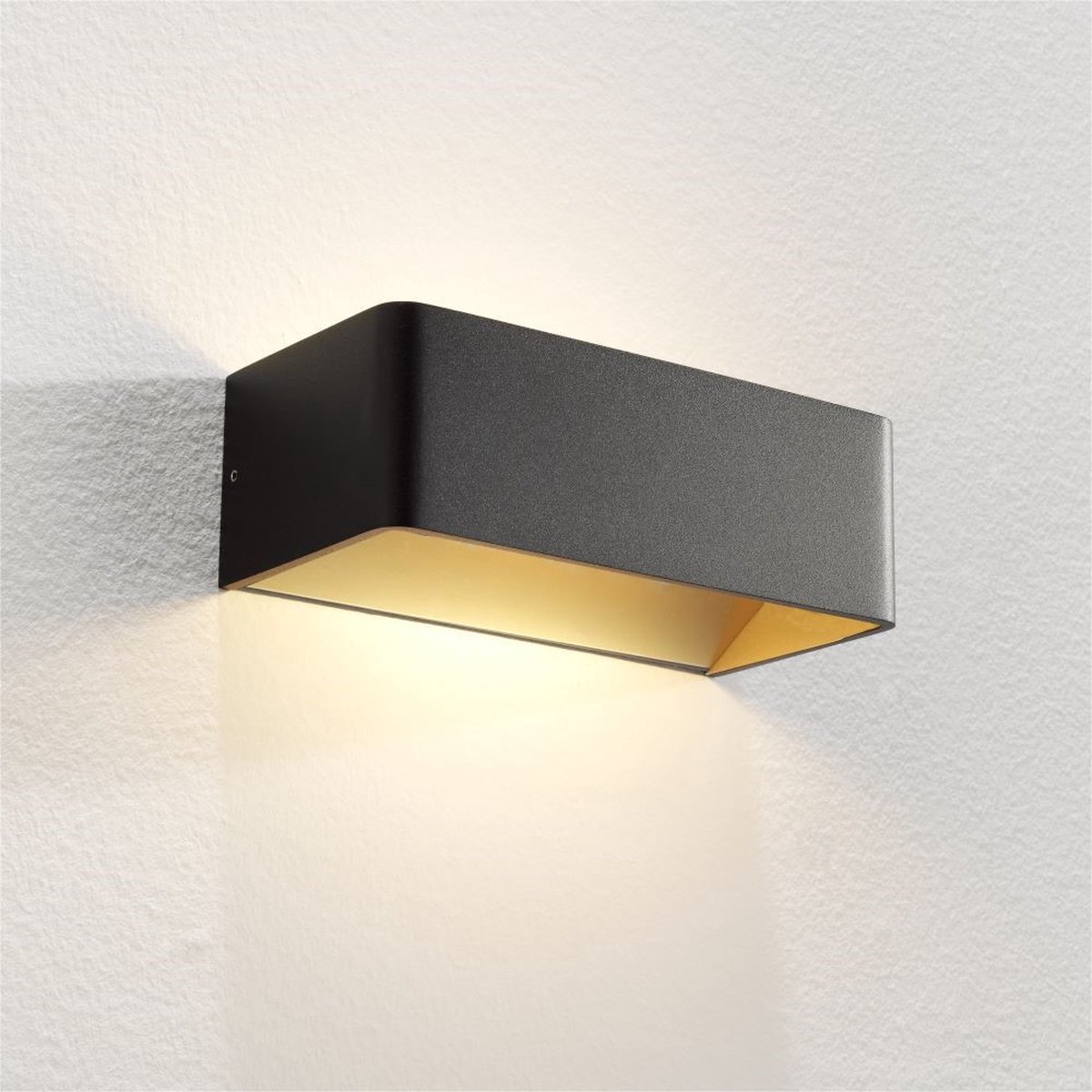 Wandlamp Mainz Zwart/Mat Goud - LED 2x3W 2700K 2x270lm - IP20 - Dimbaar > wandlamp binnen zwart goud | wandlamp zwart goud | muurlamp zwart goud | led lamp zwart goud | sfeer lamp zwart goud | design lamp zwart goud