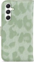 My Style Telefoonhoesje geschikt voor Samsung Galaxy A54 Hoesje | My Style Flex Wallet Bookcase Portemonnee | Pasjeshouder voor 3 Pasjes | Telefoonhoesje voor Pinpas / OV Kaart / Rijbewijs - Green Leopard | Groen
