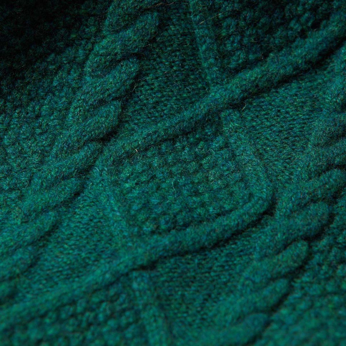 Osborne Knitwear Trui met dikke kabels en ronde hals - Lamswol - Cossack - L