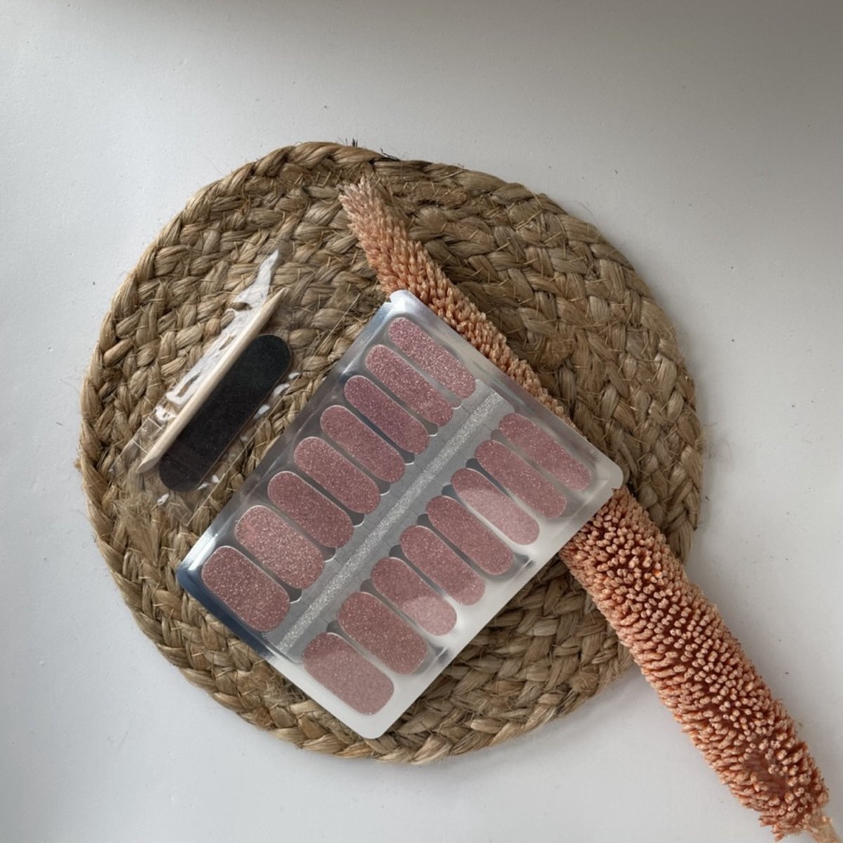 NailWrapz - Pink Sparkle - Nagel wraps - nagelstickers- geen UV lamp nodig - Thuis manicure