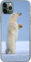 Geschikt voor iPhone 11 Pro Max hoesje - IJsbeer - Grappig - Sneeuw - Kinderen - Jongens - Meisjes - Kind - Siliconen Telefoonhoesje