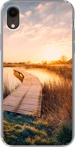 Geschikt voor iPhone XR hoesje - Zonsondergang in de Nederlandse polder - Siliconen Telefoonhoesje