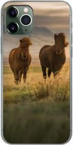 Geschikt voor iPhone 11 Pro hoesje - Paarden - Lucht - Gras - Siliconen Telefoonhoesje