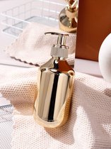 Bol.com Navulbare Fles Dispenser met Pomp – 500ml – Goud – Voor Shampoo conditioner of Bodywash aanbieding