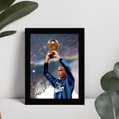 Ronaldo Lima R9 Ingelijste Handtekening – 15 x 10cm In Klassiek Zwart Frame – Gedrukte handtekening – Voetbal - Serie A - Internationale - Inter Milan - Real Madrid - FC Barcelona - Ballon D'or - Gouden Bal