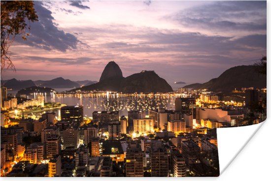 Rio de Janeiro in de avond Poster 120x80 cm - Foto print op Poster (wanddecoratie woonkamer / slaapkamer) / Brazilië Poster
