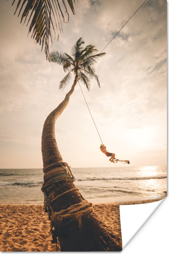 Schommel aan een palmboom in Sri Lanka 80x120 cm / Zee en Strand - Foto print op Poster (wanddecoratie woonkamer / slaapkamer)