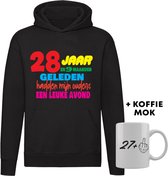 28 jaar Hoodie + Koffie Mok - verjaardag - jarig - feest - 28e verjaardag - grappig - cadeau - unisex - trui - sweater - capuchon