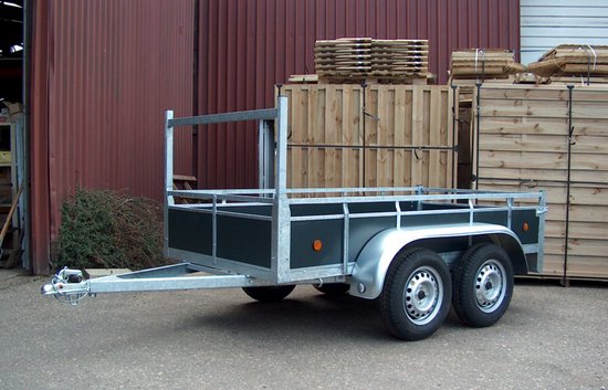 Foto: Aanhangwagen 257x132cm 2 assen van 750kg