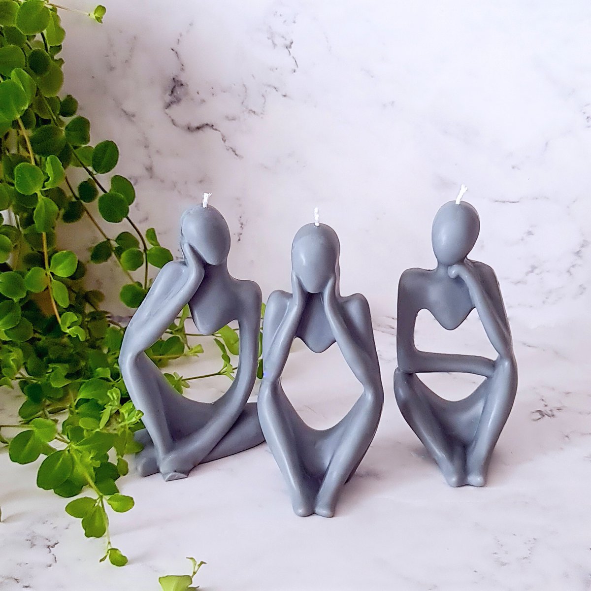 Figuurkaars- Denkers- Set van 3 standbeeld kaarsen- Grijs