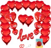 Festivz Folie I Love U Set - Liefde – Hartjes Decoratie - Love - Feestversiering – Rood - Wit - Cadeau - Feest - Man & Vrouw - Hem & Haar - Valentijn - Valentijnversiering - Valentijnsdag - Moederdag