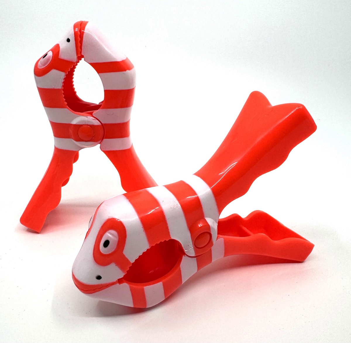 Goedkoopste Strandlaken Knijper Clownvis - Nemo - Strandlaken - Set Van 2 Handdoek Klemmen - Badlaken - Strandstoel