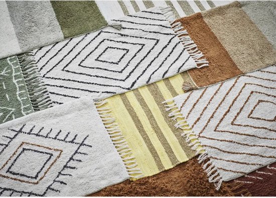 Madam Stoltz - Badmat en coton tufté - blanc noir - antidérapant