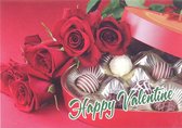 Wenskaart Happy Valentine! Een prachtige kaart waarop een doos bonbons te zien is en niet te vergeten de rode rozen!