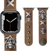 Retro Punk Klinknagels Leren Bandjes Compatibel met Apple Watch - Bruin - 38mm 40mm 41mm, Schedel Armband Vervangende Polsband voor iWatch Band Ultra SE Serie 9 8 7 6 5 4 3 2 1