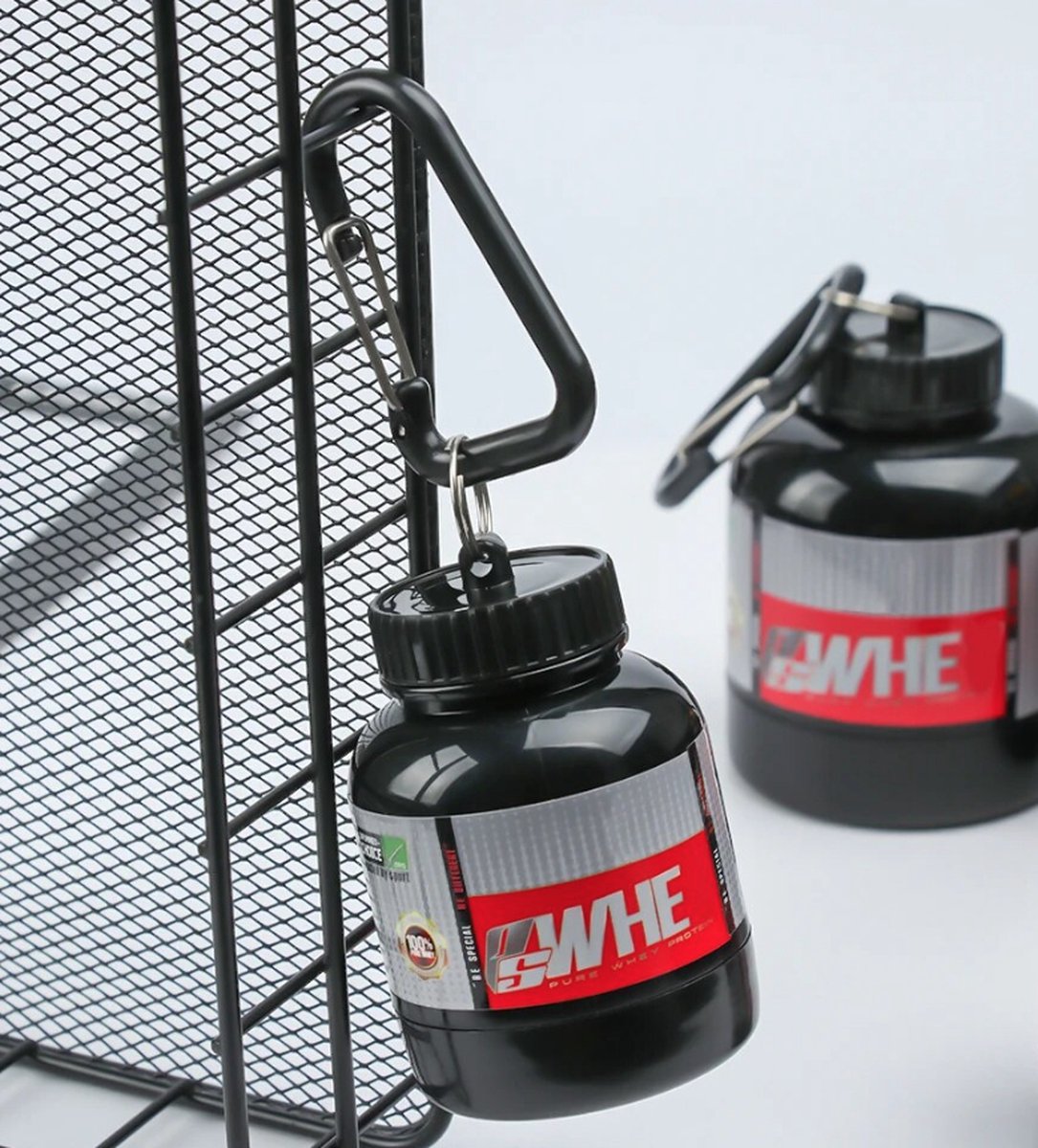 Goedkoopste Kerstcadeautje Premium Sleutelhanger Draagbare Protein Container Voor Gym Workouts Fitness Travel - Kerstcadeau vrouw/man - Gratis cadeautjes bij een bestelling-Pillendoosje- Whey To Go -Gold Standard Whey-BPA Vrij-Shakebeker- cadeau idee vrouw/man