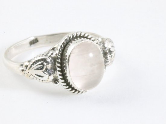 Bewerkte zilveren ring met rozenkwarts - maat 21