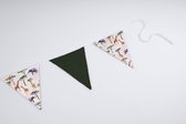Vlaggenlijn van stof | African Savannah - 5 meter / 18 vlaggetjes - Donker Groene, Jungle / Wilde dieren / Safari driehoek vlaggetjes - Verjaardag slinger / Babykamer decoratie - Stoffen slingers handgemaakt & duurzaam