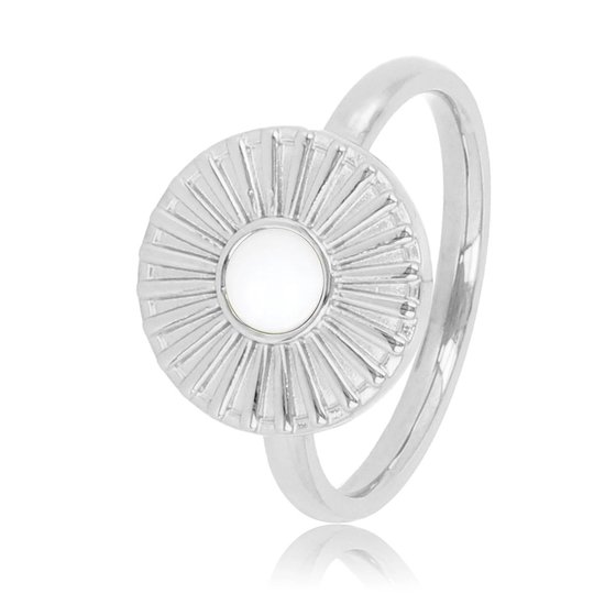 My Bendel - Ring zilver zonnetje met White Aventurine - Vrolijke zilveren edelstalen ring met een zonnetje en White Aventurine edelsteen - Met luxe cadeauverpakking