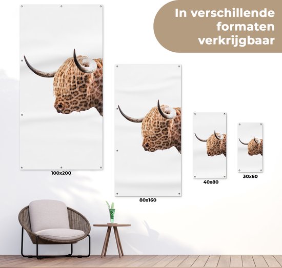 Tuinposter 30x60 cm - Tuindecoratie Schotse hooglander - Panter - Wit - Poster voor in de tuin - Buiten decoratie - Schutting tuinschilderij - Tuindoek muurdecoratie - Wanddecoratie balkondoek