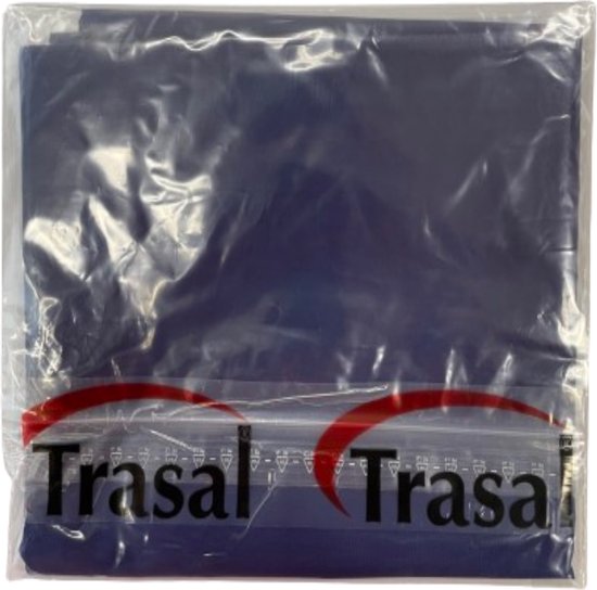 Blauwe vlag opgevouwen in plastic verpakking met Trasal logo.