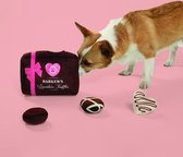 Petshop by Fringe studio - Burrow Give me some sugar - burrow - burrows - hondenspeeelgoed - hondenspeeltje - speelgoed hond - hondenknuffel - honden speelgoed - speelgoed voor dieren - hide & seek