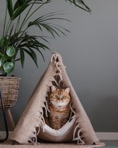 le chat suspendu - glamping pour chats - Accessoires Chats - Tipi - tissu peluche - bois - inox