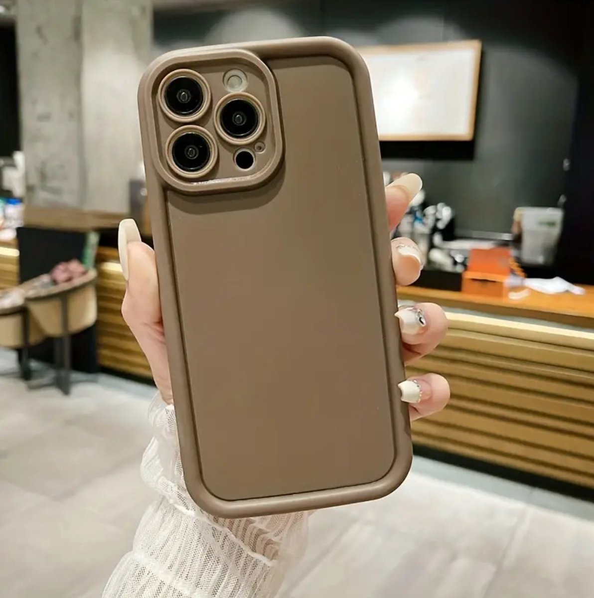 Iphone 15 Pro Max telefoon hoesje - bruin