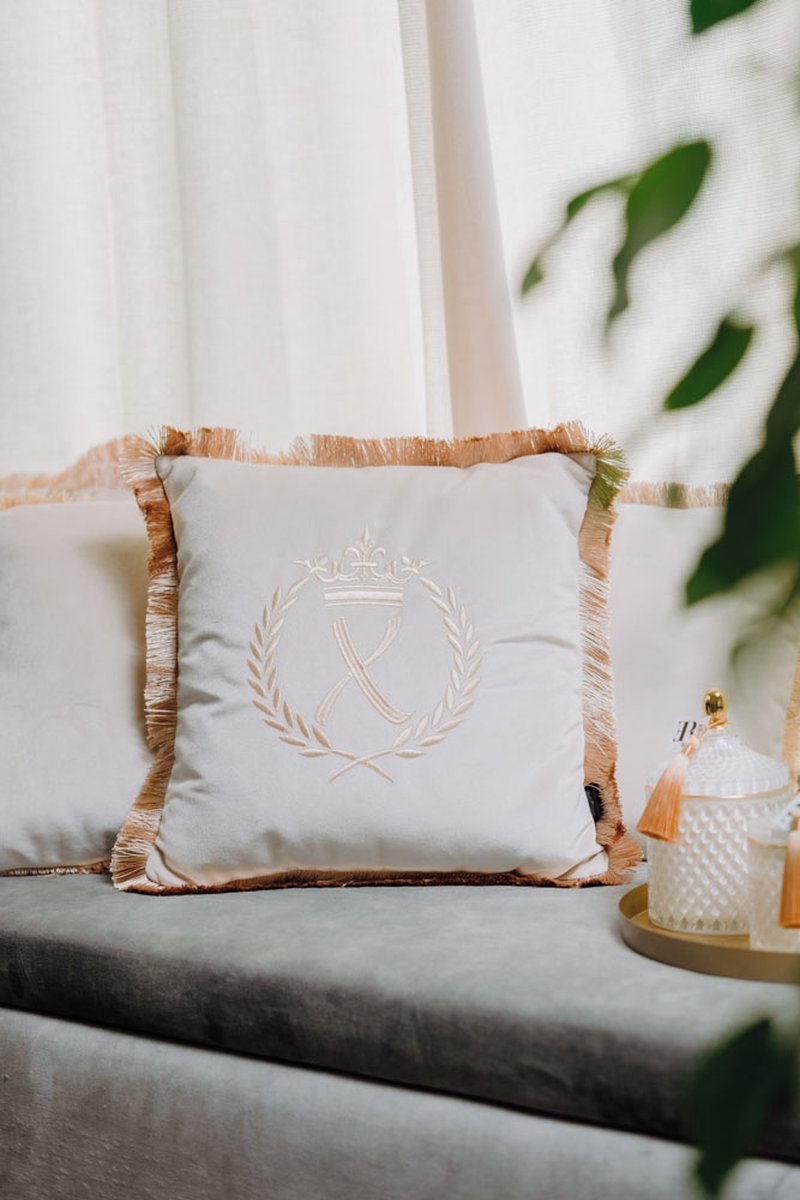 Embroidered pillow / personalised pillow / monogram pillow / decorative cushion 40x 40 beige velvet letter X