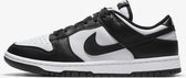 Nike Dunk Low - Maat 42 - Sneakers - Wit/Zwart