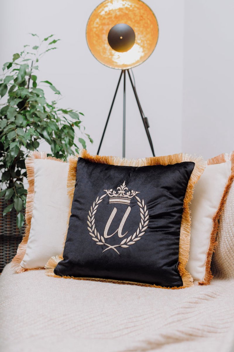Embroidered pillow / personalised pillow / monogram pillow / decorative cushion 40x 40 black velvet letter U
