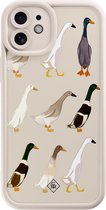 Coque Casimoda® - Convient pour iPhone 11 - Duck Life - Coque de téléphone unie avec protection d'objectif - TPU - Coque arrière - Marron/beige