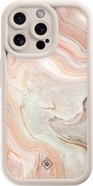 Casimoda® hoesje - Geschikt voor iPhone 15 Pro Max - Marmer Waves - Effen telefoonhoesje met lensbescherming - TPU - Backcover - Bruin/beige