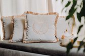 Embroidered pillow / personalised pillow / monogram pillow / decorative cushion 40x 40 beige velvet letter Z