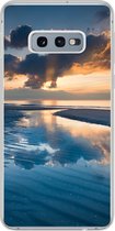 Geschikt voor Samsung Galaxy S10e hoesje - Zonsondergang bij de Nederlandse kust - Siliconen Telefoonhoesje