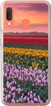 Geschikt voor Samsung Galaxy A20e hoesje - Paarse tulpen in Nederland - Siliconen Telefoonhoesje