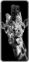 Geschikt voor Xiaomi Redmi 9 hoesje - Giraffe tegen zwarte achtergrond in zwart-wit - Siliconen Telefoonhoesje