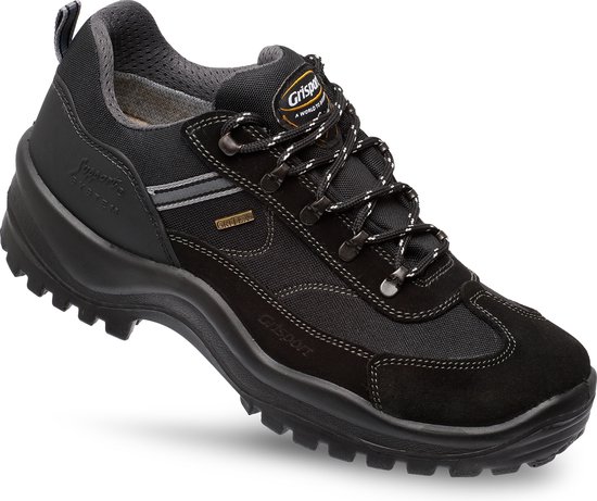 Zwarte Grisport wandelschoen met vetersluiting, Gore-Tex label en "Support System" tekst.
