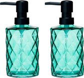Berilo pompe/distributeur de savon Diamond - 2x - vert transparent - verre - 18 x 7 x 9 cm - 410 ml - salle de bain/WC/cuisine
