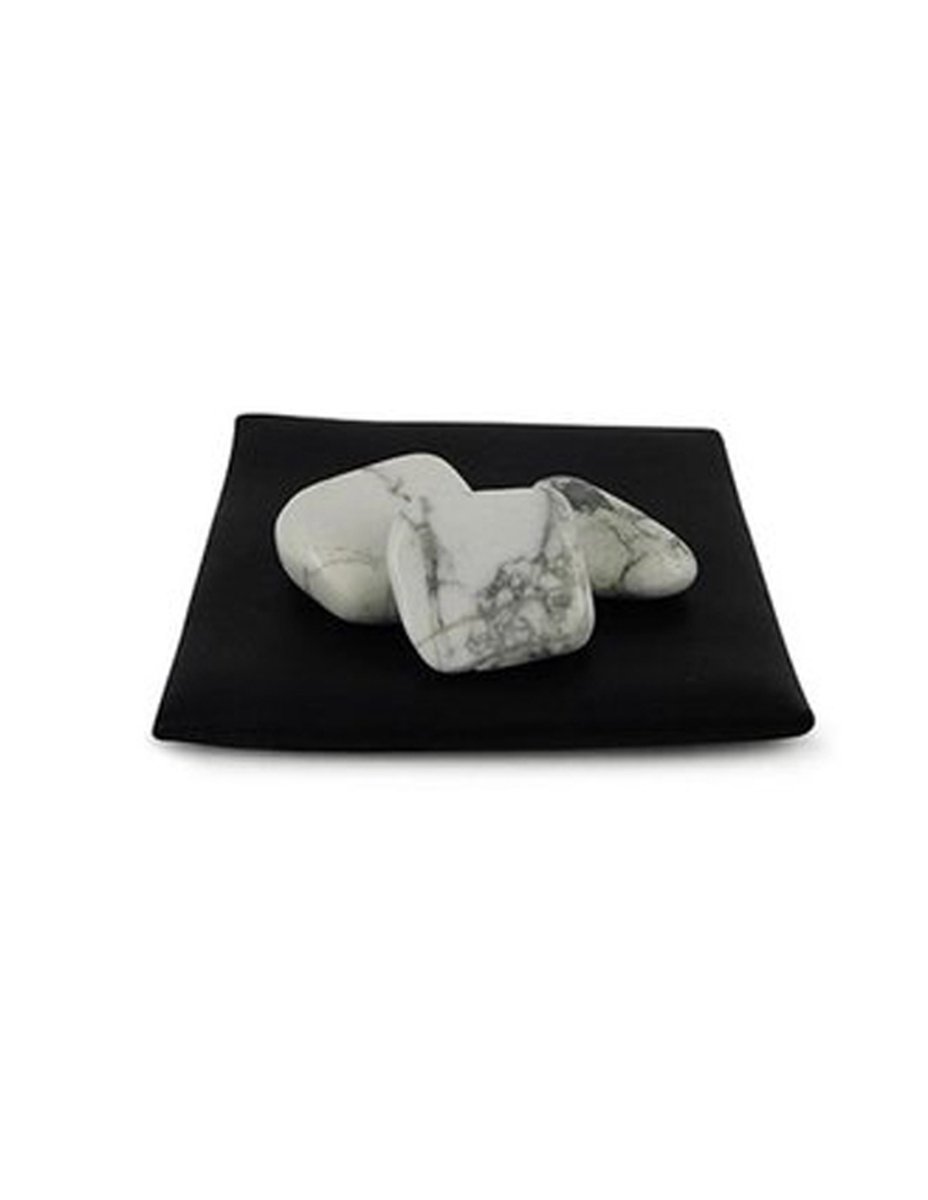 Stones & Bones® - Howliet Wit Trommelsteen - maat 3